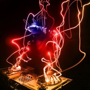 Meet your Posher, Derrick